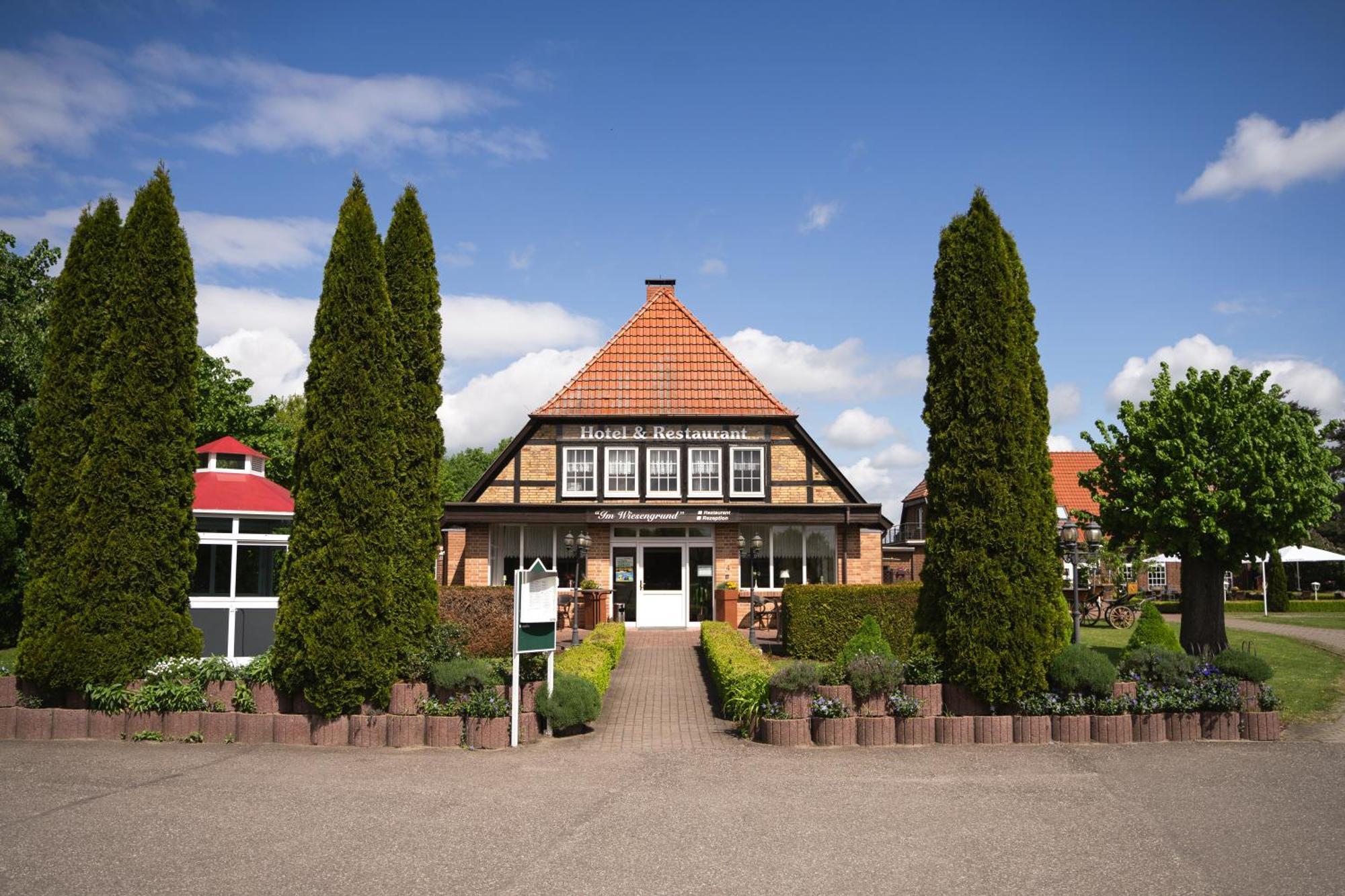 伊姆维森古德酒店 Lalendorf 外观 照片